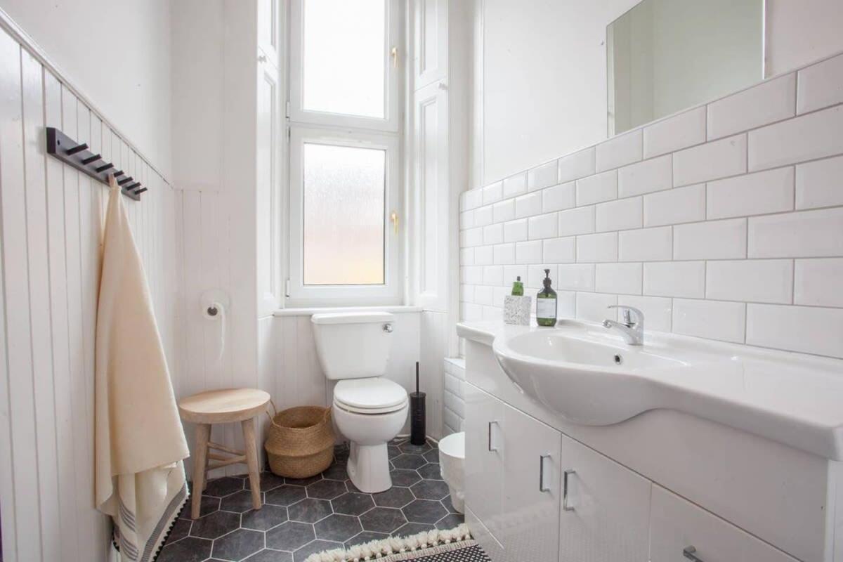 Stunning 2 Bed Property In Heart Of West End Glasgow Extérieur photo